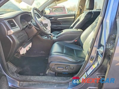 Zdjęcie 7 z 14 samochodu: 2015 TOYOTA HIGHLANDER XLE VIN:5TDJKRFH4FS079663 - miniatura