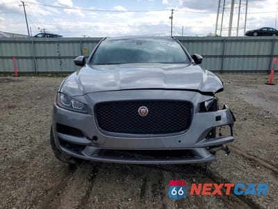 Piąte zdjęcie samochodu w środku: 2020 JAGUAR F-PACE PREMIUM VIN:SADCJ2FXXLA633005 - miniatura