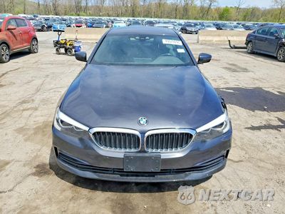 Piąte zdjęcie samochodu w środku: 2019 BMW 530 XI VIN:WBAJA7C5XKWW03620 - miniatura