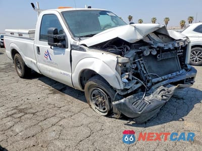 Czwarte zdjęcie samochodu z boku: 2014 FORD F250 SUPER DUTY VIN:1FTBF2A67EEB66760 - miniatura