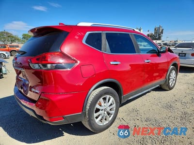 Trzecie zdjęcie samochodu z tyłu: 2017 NISSAN ROGUE SV VIN:JN8AT2MV4HW269340 - miniatura