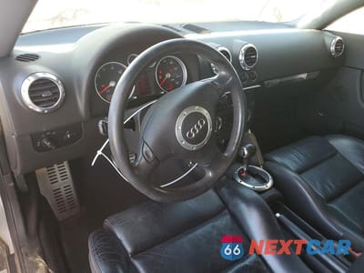 Zdjęcie 8 z 12 samochodu: 2004 AUDI TT VIN:TRUSC28N241008151 - miniatura