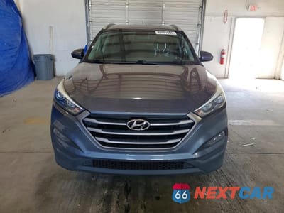 Piąte zdjęcie samochodu w środku: 2016 HYUNDAI TUCSON SE VIN:KM8J33A47GU207420 - miniatura