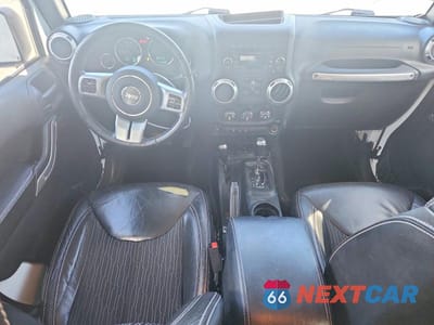 Zdjęcie 8 z 11 samochodu: 2015 JEEP WRANGLER UNLIMITED SPORT VIN:1C4BJWDG1FL572816 - miniatura
