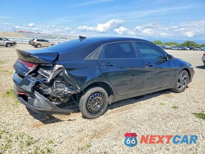 Trzecie zdjęcie samochodu z tyłu: 2025 HYUNDAI ELANTRA HYBRID SEL SPORT VIN:KMHLM4DJ1SU150976 - miniatura