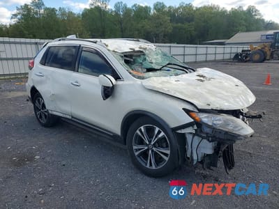Czwarte zdjęcie samochodu z boku: 2017 NISSAN ROGUE SL VIN:JN8AT2MV2HW254822 - miniatura