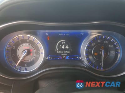 Zdjęcie 9 z 13 samochodu: 2021 CHRYSLER 300 S VIN:2C3CCABT2MH507019 - miniatura