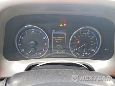 Zdjęcie 9 z 12 samochodu: 2017 TOYOTA RAV4 PLATINUM VIN:2T3DFREV6HW575235 - miniatura