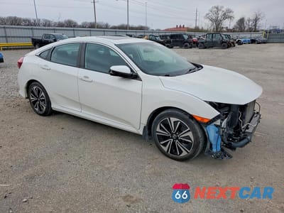 Czwarte zdjęcie samochodu z boku: 2017 HONDA CIVIC EX VIN:19XFC1E32HE031845 - miniatura