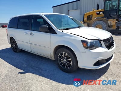Czwarte zdjęcie samochodu z boku: 2016 DODGE GRAND CARAVAN SE VIN:2C4RDGBG2GR319561 - miniatura