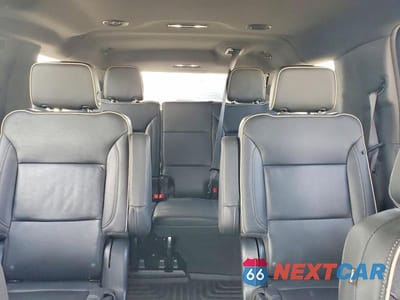 Zdjęcie 10 z 13 samochodu: 2023 CHEVROLET SUBURBAN C1500 PREMIER VIN:1GNSCFKD0PR354813 - miniatura