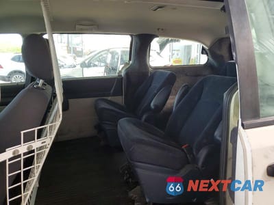 Zdjęcie 11 z 13 samochodu: 2008 DODGE GRAND CARAVAN C VIN:1D4HN11H98B186168 - miniatura