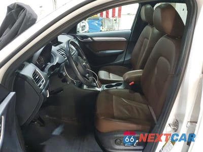 Zdjęcie 7 z 12 samochodu: 2018 AUDI Q3 PREMIUM VIN:WA1ECCFS0JR035183 - miniatura