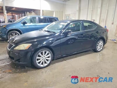 2009 LEXUS IS 250 JTHCK262592029246 - główne zdjęcie licytacji z USA - miniatura