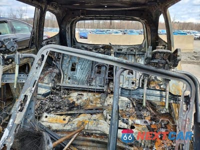 Zdjęcie 10 z 12 samochodu: 2023 SUBARU FORESTER PREMIUM VIN:JF2SKAEC5PH456388 - miniatura