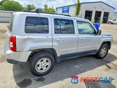 Trzecie zdjęcie samochodu z tyłu: 2012 JEEP PATRIOT SPORT VIN:1C4NJPBA1CD636294 - miniatura