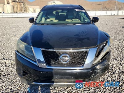 Piąte zdjęcie samochodu w środku: 2014 NISSAN PATHFINDER S VIN:5N1AR2MN2EC620460 - miniatura