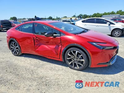 Czwarte zdjęcie samochodu z boku: 2024 TOYOTA PRIUS PRIME XSE VIN:JTDACACU8R3034408 - miniatura