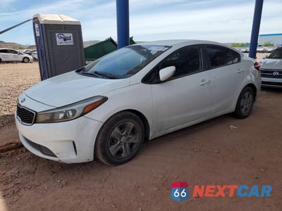 2017 KIA FORTE 3KPFK4A75HE127725 - główne zdjęcie licytacji z USA - miniatura