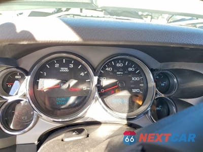 Zdjęcie 9 z 13 samochodu: 2007 CHEVROLET SILVERADO K2500 HEAVY DUTY VIN:1GCHK29687E554433 - miniatura