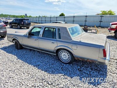 Drugie zdjęcie samochodu z przodu: 1988 LINCOLN TOWN CAR VIN:1LNBM81F9JY623243 - miniatura