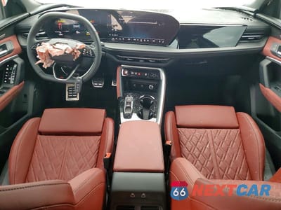 Zdjęcie 8 z 13 samochodu: 2025 AUDI SQ5 PREMIUM PLUS VIN:WA125AGU2S2124717 - miniatura