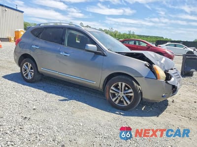 Czwarte zdjęcie samochodu z boku: 2012 NISSAN ROGUE S VIN:JN8AS5MV0CW383901 - miniatura