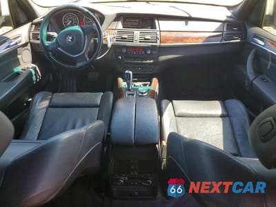 Zdjęcie 8 z 13 samochodu: 2009 BMW X5 XDRIVE48I VIN:5UXFE83599L170675 - miniatura