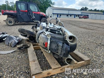 Czwarte zdjęcie samochodu z boku: 2019 HARLEY DAVIDSON FLHX VIN:1HD1KBC15KB650527 - miniatura