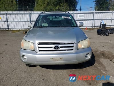 Piąte zdjęcie samochodu w środku: 2004 TOYOTA HIGHLANDER BASE VIN:JTEHD21A640026761 - miniatura