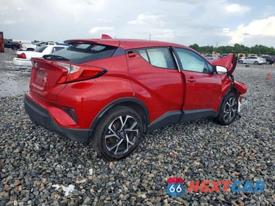 Trzecie zdjęcie samochodu z tyłu: 2021 TOYOTA C-HR XLE VIN:NMTKHMBX0MR126895 - miniatura