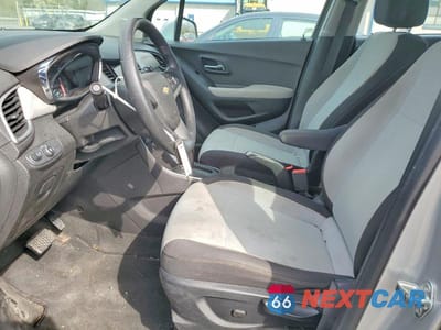 Zdjęcie 7 z 12 samochodu: 2019 CHEVROLET TRAX LS VIN:3GNCJKSBXKL137769 - miniatura