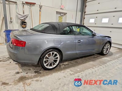 Trzecie zdjęcie samochodu z tyłu: 2013 AUDI A5 PRESTIGE VIN:WAUVFAFH1DN000652 - miniatura