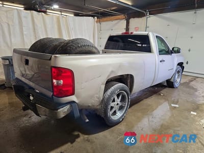 Trzecie zdjęcie samochodu z tyłu: 2009 CHEVROLET SILVERADO C1500 VIN:1GCEC14X39Z111581 - miniatura