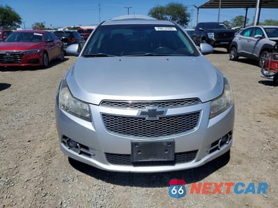 Piąte zdjęcie samochodu w środku: 2014 CHEVROLET CRUZE LT VIN:1G1PE5SB5E7439178 - miniatura