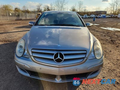 Piąte zdjęcie samochodu w środku: 2007 MERCEDES-BENZ R 350 VIN:4JGCB65E67A040811 - miniatura