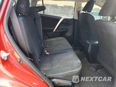 Zdjęcie 10 z 12 samochodu: 2015 TOYOTA RAV4 LE VIN:JTMZFREV1FJ057373 - miniatura