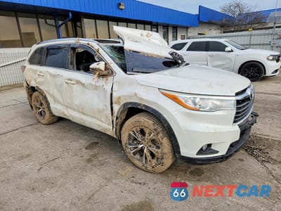Czwarte zdjęcie samochodu z boku: 2016 TOYOTA HIGHLANDER XLE VIN:5TDJKRFH7GS323548 - miniatura