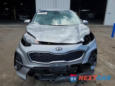Piąte zdjęcie samochodu w środku: 2022 KIA SPORTAGE LX VIN:KNDPM3AC0N7023483 - miniatura