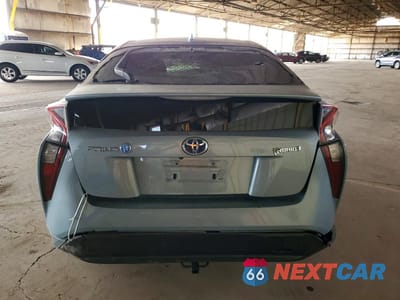 Zdjęcie 6 z 12 samochodu: 2016 TOYOTA PRIUS TWO VIN:JTDKBRFU8G3023309 - miniatura