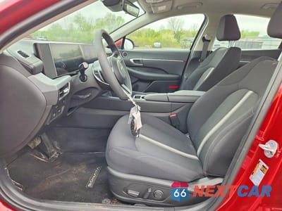 Zdjęcie 7 z 12 samochodu: 2024 HYUNDAI SONATA SEL VIN:KMHL64JA5RA394639 - miniatura