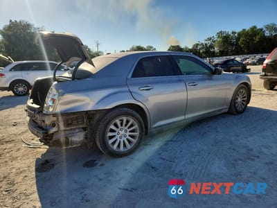 Trzecie zdjęcie samochodu z tyłu: 2014 CHRYSLER 300 VIN:2C3CCAAG5EH103654 - miniatura