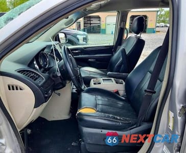 Zdjęcie 7 z 12 samochodu: 2012 CHRYSLER TOWN & COUNTRY TOURING VIN:2C4RC1BG2CR422991 - miniatura