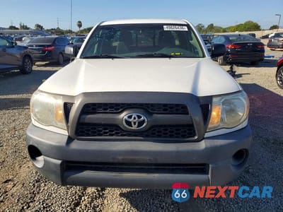 Piąte zdjęcie samochodu w środku: 2011 TOYOTA TACOMA ACCESS CAB VIN:5TFTX4CN4BX008815 - miniatura