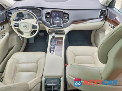 Zdjęcie 8 z 13 samochodu: 2016 VOLVO XC90 T6 VIN:YV4A22PK0G1067720 - miniatura