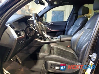 Zdjęcie 7 z 13 samochodu: 2019 BMW X5 XDRIVE40I VIN:5UXCR6C56KLL61164 - miniatura