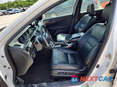 Zdjęcie 7 z 12 samochodu: 2017 HONDA ACCORD SPORT SPECIAL EDITION VIN:1HGCR2F1XHA012596 - miniatura