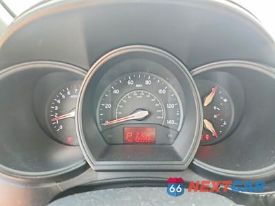 Zdjęcie 9 z 12 samochodu: 2016 KIA RIO 5-DOOR LX VIN:KNADM5A30G6652293 - miniatura
