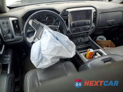 Zdjęcie 8 z 12 samochodu: 2018 GMC SIERRA K1500 SLT VIN:3GTU2NEC1JG637228 - miniatura