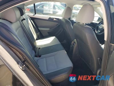 Zdjęcie 10 z 11 samochodu: 2013 VOLKSWAGEN JETTA HYBRID VIN:3VW637AJ9DM220285 - miniatura